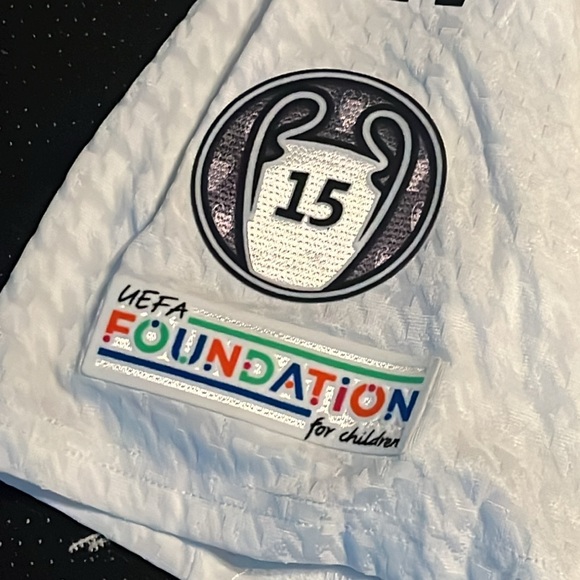 Mbappe Real Madrid Home Jersey 24/25 XXL - Picture 7 of 9